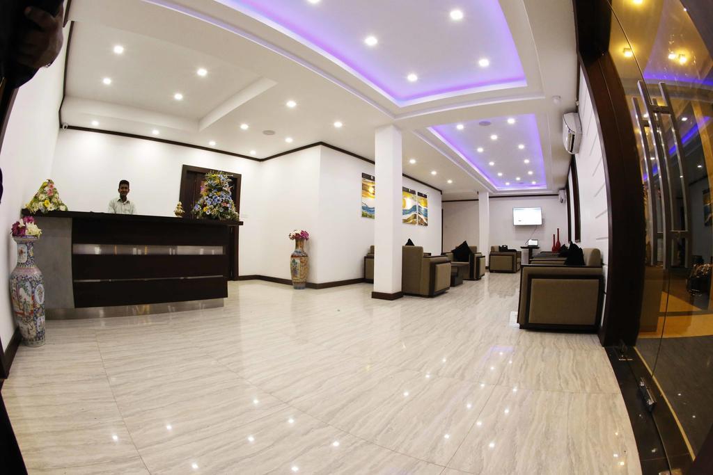 Blue Beach Hotel Wadduwa Exterior photo
