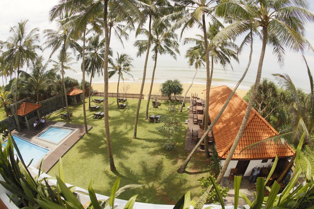 Blue Beach Hotel Wadduwa Exterior photo